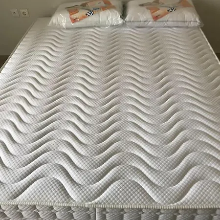 Golden Coast Panagias 公寓 *