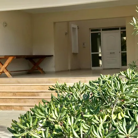 Golden Coast Panagias Apartment