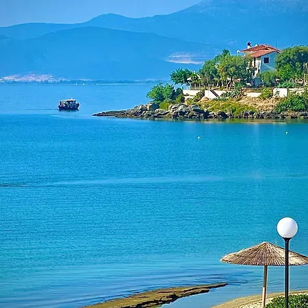 Golden Coast Panagias 公寓